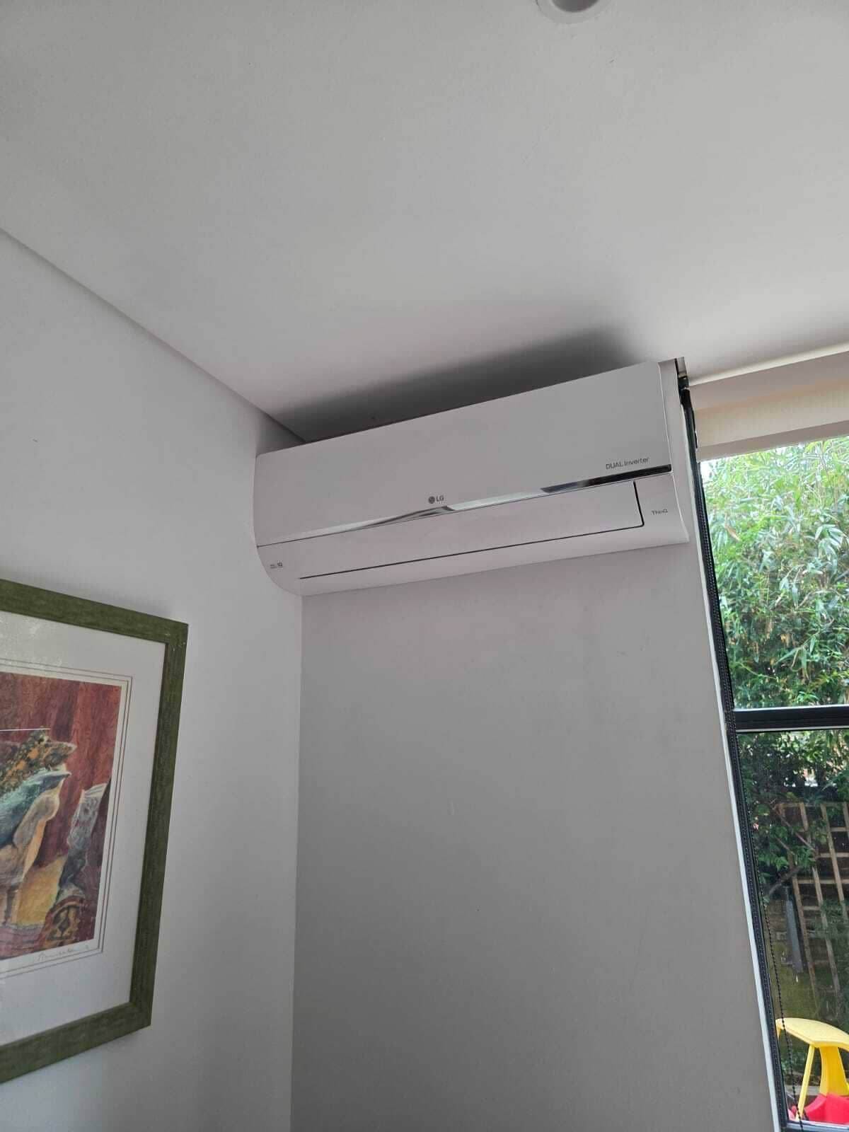 Sleek Modern Air Con Installation